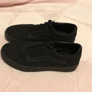 Black Vans M7 W8.5